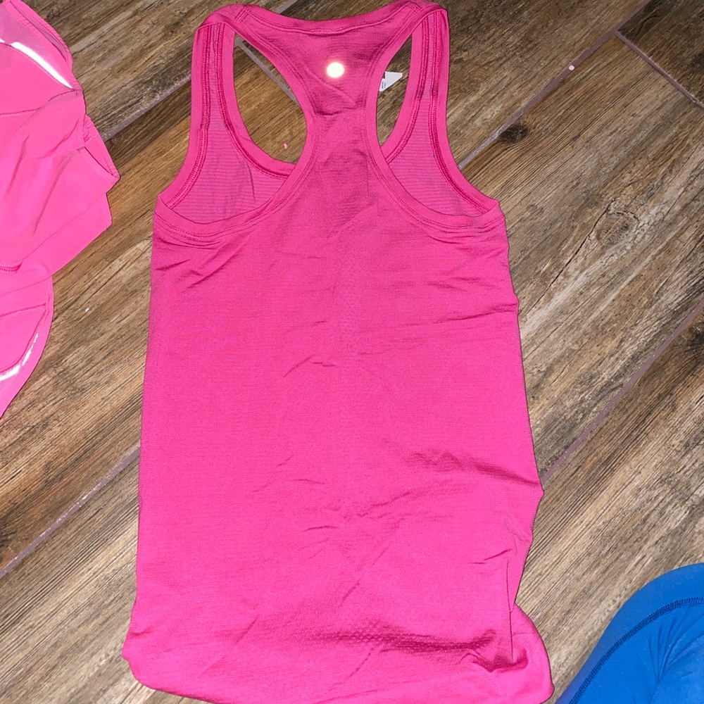 Lululemon size US women’s 0 tank top